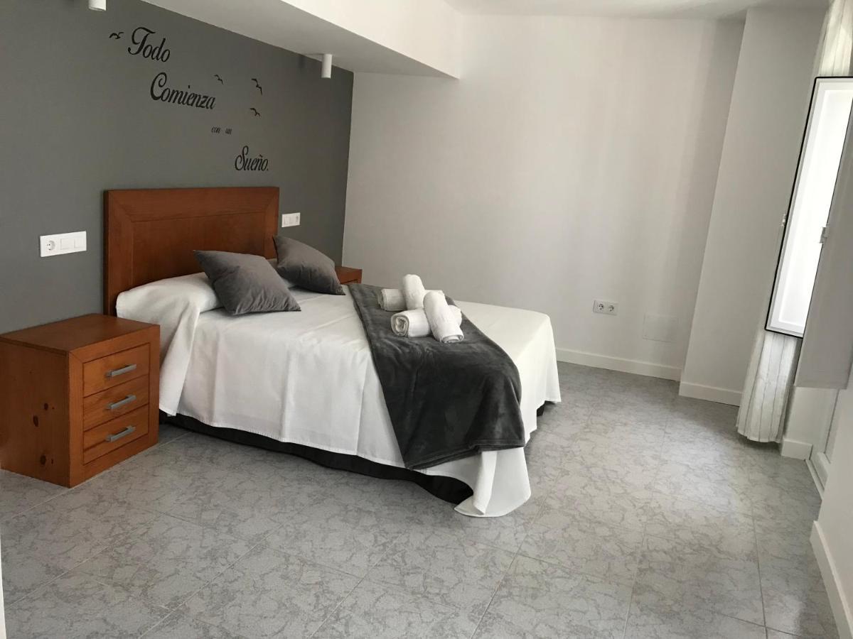 Apartamento Vista Al Puerto De Finisterre Bagian luar foto